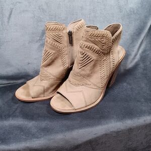 Vince Camuto Tan Peep-Toe Heeled Boots Woven Suede.